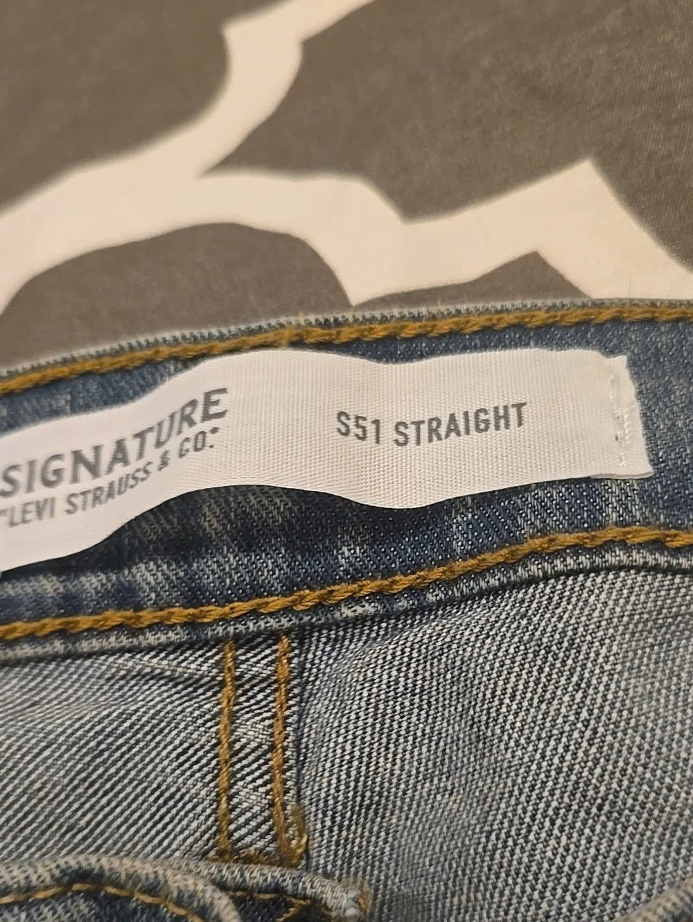 Classic Light Wash Blue Jeans Levis Mens